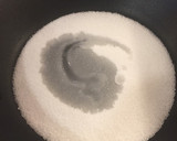Foto del paso 1 de la receta: Flan de turrón de Jijona