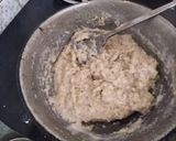 A picture of step 2 of Water chestnut flour sheera.