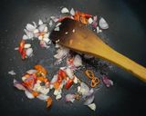 Foto langkah ke 1 dari resep Sayur sawi putih jagung (masakan sehari-hari).
