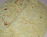 صورة لخطوة 3 من وصفة عيش سريع وطري جدا 😋😋 في الطاسه