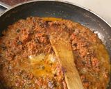A picture of step 1 of Carrot beetroot halwa.