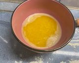 Nagyon könnyű gyors és finom sajtos háromszög recept fázis 2 fotója