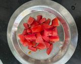 तिकोना जीरा पराठा - पत्ता गोभी मटर आलू टमाटर की सूखी सब्जी - गुजराती स्टाइल - बेंटो लंच बॉक्स रेसिपी चरण 1 फोटो