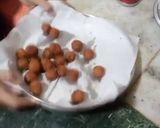 आलू सिंघाड़े आटे की दूध बरिया (aloo singhadeki dudh bariya recipe in hindi) रेसिपी चरण 3 फोटो