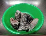 Foto langkah ke 2 dari resep Pindang Ikan Kerapu Nanas.