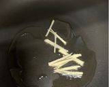 蒜苗炒牛筋的食譜步驟2照片