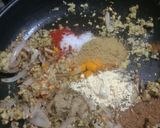 प्याज मूंग दाल कचौड़ी (pyaz moong dal kachodi recipe in Hindi) रेसिपी चरण 4 फोटो