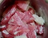 A picture of step 3 of Watermelon Shake.