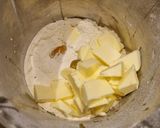 Foto del passaggio 2 della ricetta Crostata con crema di castagne