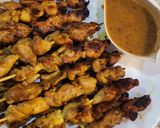 Foto langkah ke 7 dari resep Sate Ayam bumbu Kuning.