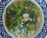 รูปขั้นตอนการทำที่ 6 ของ แกงจืดดอกขจรหมูสับ