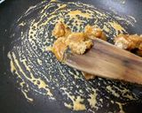 A picture of step 4 of Til ki chikki.