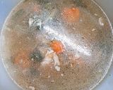 Foto del paso 1 de la receta: Caldo de pollo ¡Salió sopa de arroz, pollo y verduritas!