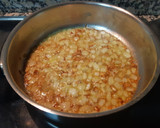 Foto del paso 2 de la receta: Salmón con costra de kikos y salsa de langostinos