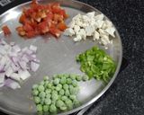 A picture of step 2 of Mixed Vegetables Upma.