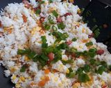 Foto langkah ke 3 dari resep Nasi goreng hongkong.