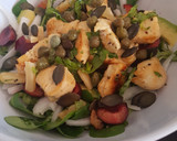 Foto del paso 3 de la receta: Ensalada de pollo agridulce, especial y plato único