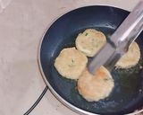 A picture of step 4 of Potato cutlets, crispy aloo ki tikki recipe. Iftar special 2019.