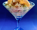 Foto del paso 2 de la receta: Cóctel de aguacate y marisco