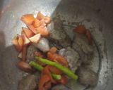 A picture of step 2 of Namkeen kalimiri mutton.