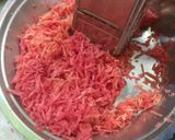 A picture of step 1 of Gajar ka halwa.