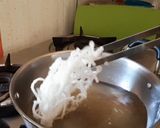 गार्लिक & चीज़ मसाला पापड, कुरडई (garlic cheese masala papad recipe in marathi) रेसिपी स्टेप 3 फोटो 
