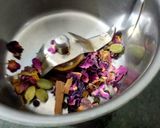 A picture of step 3 of Thandai.