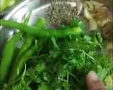 A picture of step 1 of Vegetable Sandwich.