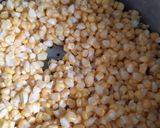Foto langkah ke 2 dari resep Grontol Jagung.