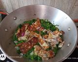 A picture of step 3 of Saag with egg fry.