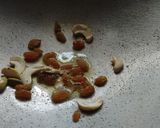 A picture of step 4 of Red poha & oats ladoo.