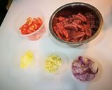 Foto langkah ke 1 dari resep Bistik oriental yummy.