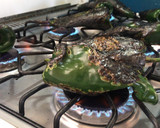 Foto del paso 1 de la receta: Chiles en nogada