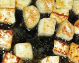 A picture of step 3 of Paneer Methi Chaman.