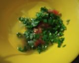 अंड्याचा ऑमलेट (egg omlet recipe in marathi) रेसिपी स्टेप 2 फोटो 