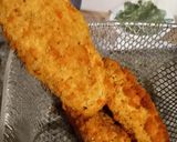 A picture of step 1 of Quorn southern fried bites in airfryer.😋.
