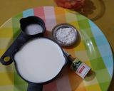A picture of step 1 of Strawberries Milk Pudding.