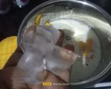 A picture of step 3 of Mango Kaju Milkshake.