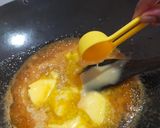 Gambar langkah 4 resipi Kek buah kukus.
