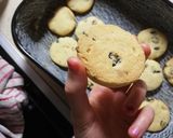 Vörösáfonyás-mogyorós teakeksz recept fázis 5 fotója
