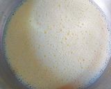 Foto del paso 3 de la receta: Flan de huevos y queso con piña escarchada y Canela