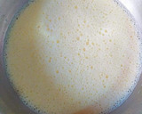 Foto del paso 3 de la receta: Flan de huevos y queso con piña escarchada y Canela