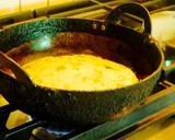 ஊத்தப்பம் ஒரு ஆரோக்கியமான முழு உணவு ரெசிபி ஸ்டேப் 4 புகைப்படம்