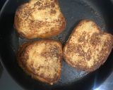 Foto langkah ke 3 dari resep French Toast.