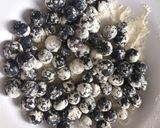 Foto langkah ke 1 dari resep Blueberry Yogurt Muffin.