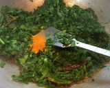 A picture of step 4 of Spinach Saag.