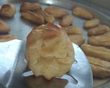 A picture of step 7 of Cream puffs.
