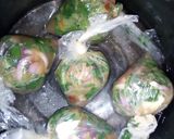 A picture of step 2 of Spinach moi moi.