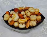 A picture of step 3 of Falhari Makhana Drynuts Namkeen.