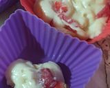 Foto del paso 3 de la receta: Budincitos de Queso Crema y Frutillas